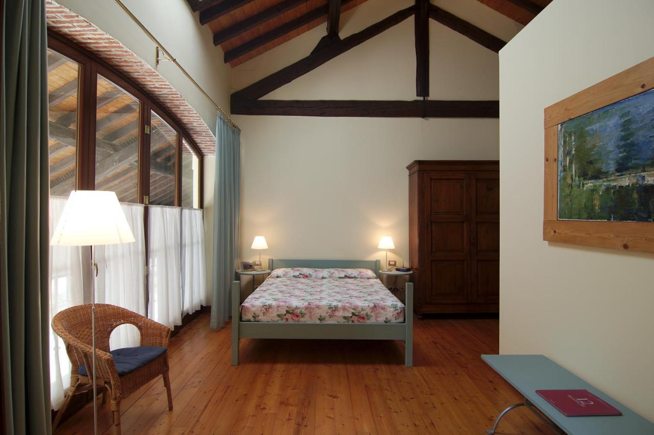 Polidora Bed & Breakfast Laveno-Mombello Exterior photo