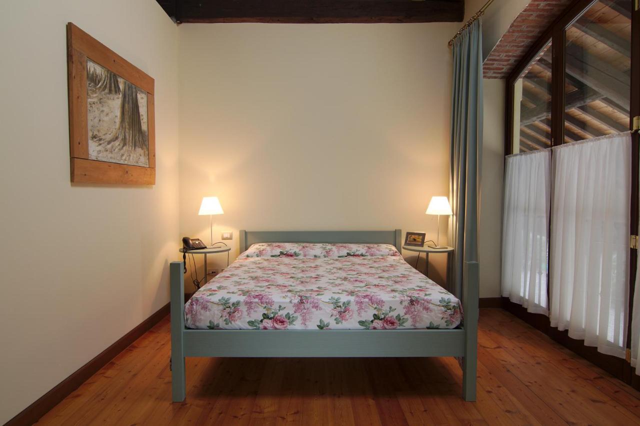 Polidora Bed & Breakfast Laveno-Mombello Exterior photo