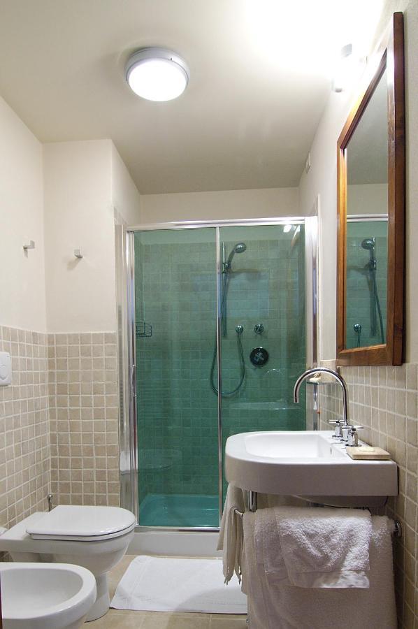 Polidora Bed & Breakfast Laveno-Mombello Exterior photo